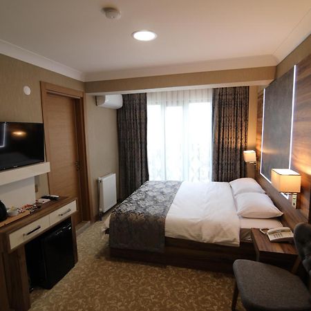 Marbes Hotel Kirklareli ภายนอก รูปภาพ
