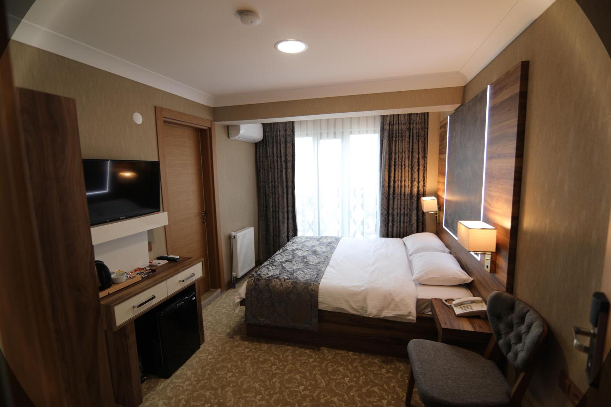 Marbes Hotel Kirklareli ภายนอก รูปภาพ